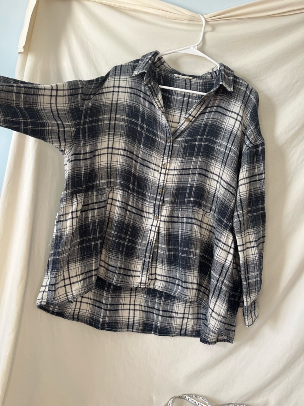 American eagle dark blue oversized plaid flannel shirt size small high-low